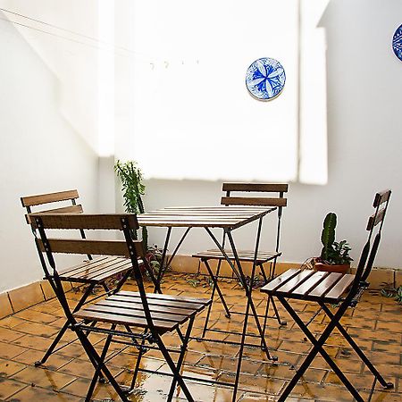 Apartamento Torre De La Plata Севилья Экстерьер фото