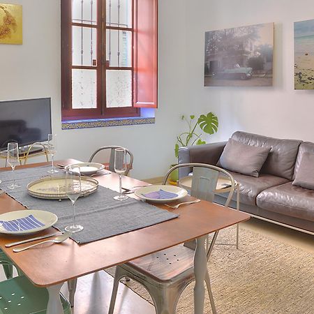 Apartamento Torre De La Plata Севилья Экстерьер фото