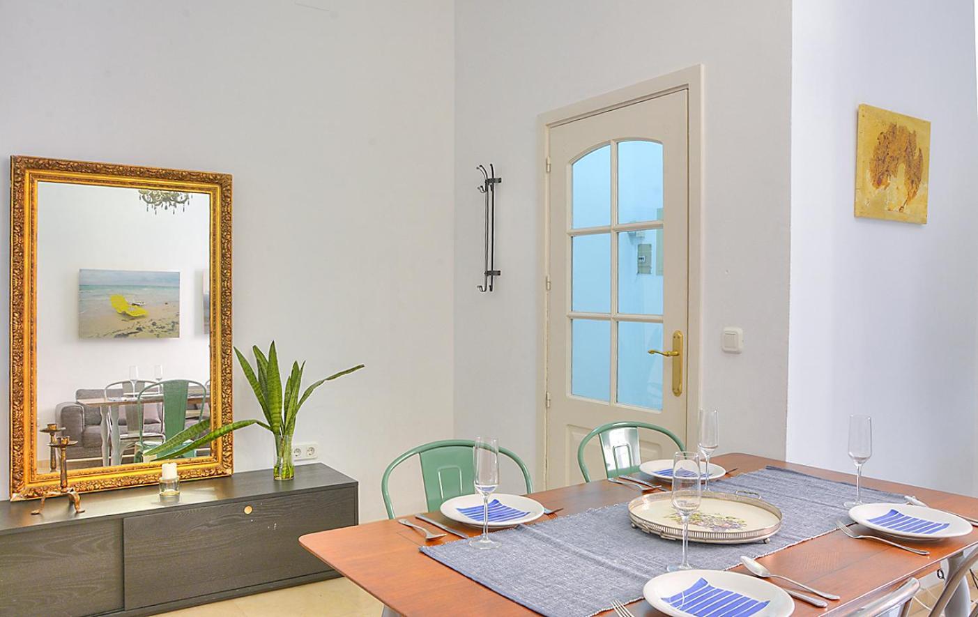 Apartamento Torre De La Plata Севилья Экстерьер фото