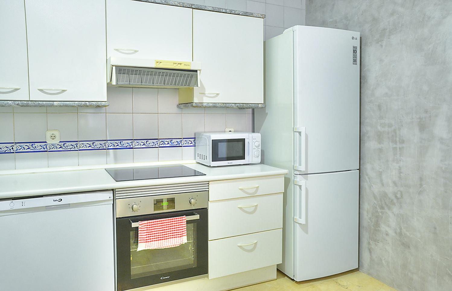 Apartamento Torre De La Plata Севилья Экстерьер фото